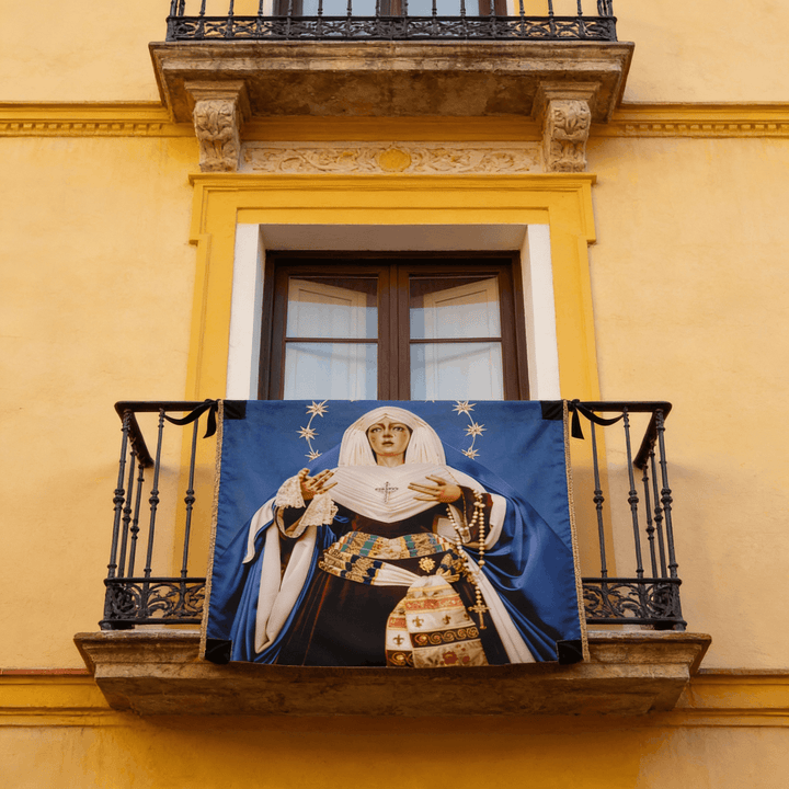Balconera Esperanza Macarena Hebrea